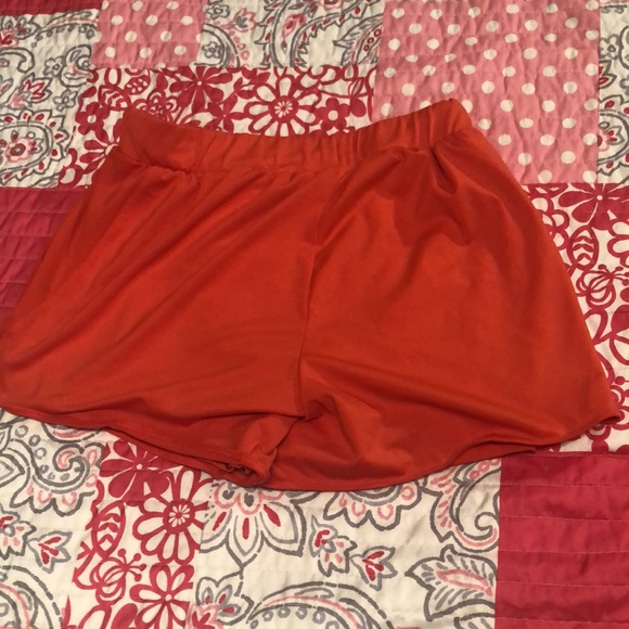 Avia neon red shorts - Picture 2 of 3
